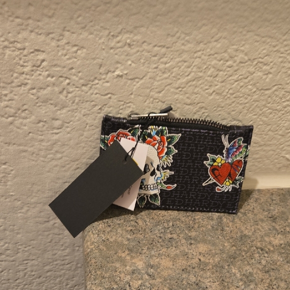 Ed Hardy Accessories - Ed Hardy Black Cardholder with Skull and Heart Design. Nwt